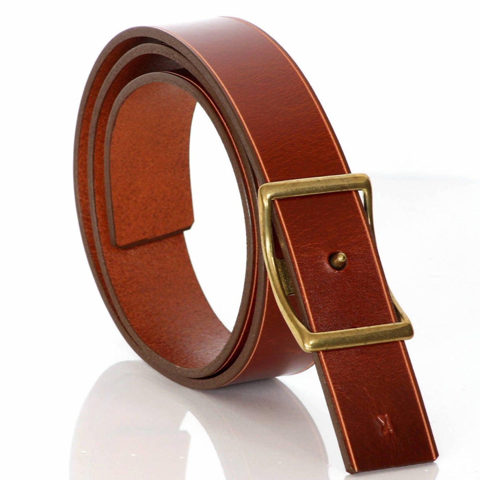 solid brass Conway buckle handmade in Canada Montreal brown leather belt thick sustainable leather Made in Montreal Canada quebec by Designer Kim Fletcher