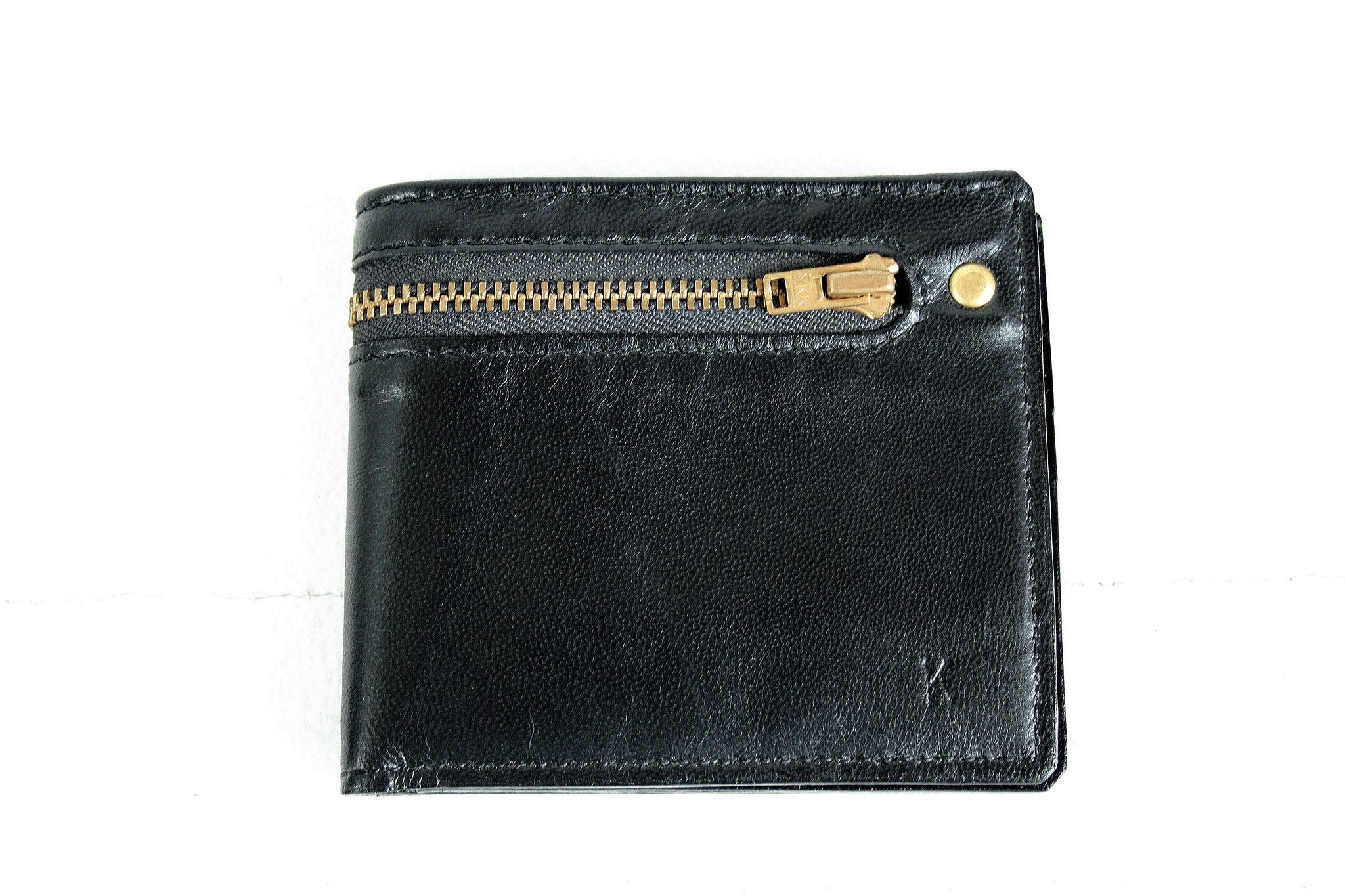 Compact men leather wallet handmade in Canada Montreal Black leather wallet